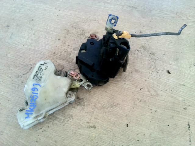 bontott NISSAN ALMERA TINO Bal első Ajtózár