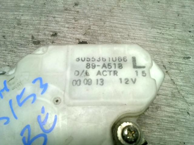 bontott NISSAN ALMERA TINO Bal első Ajtózár