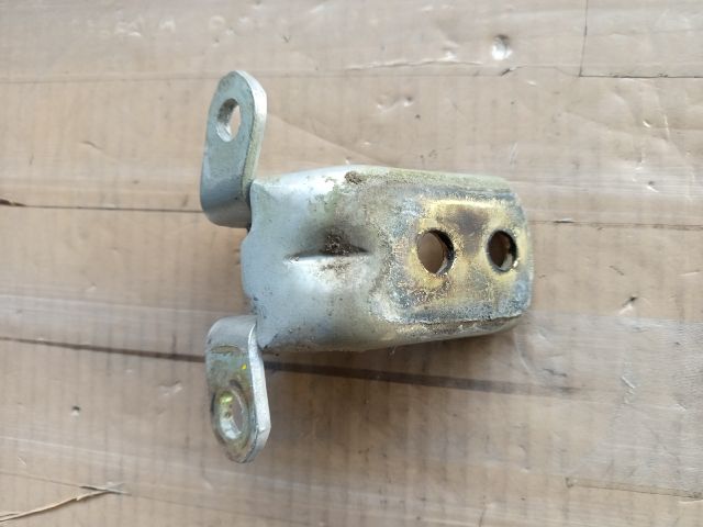 bontott NISSAN ALMERA TINO Bal első Felső Zsanér