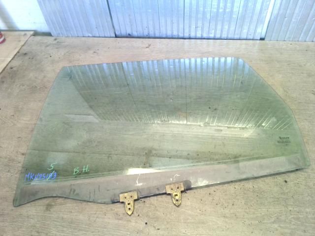 bontott NISSAN ALMERA TINO Bal hátsó Ablak