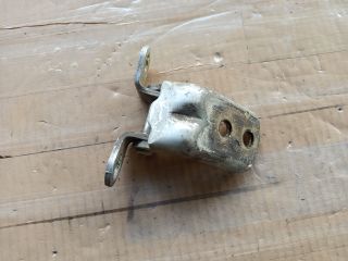 bontott NISSAN ALMERA TINO Bal hátsó Alsó Zsanér