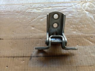 bontott NISSAN ALMERA TINO Bal hátsó Alsó Zsanér