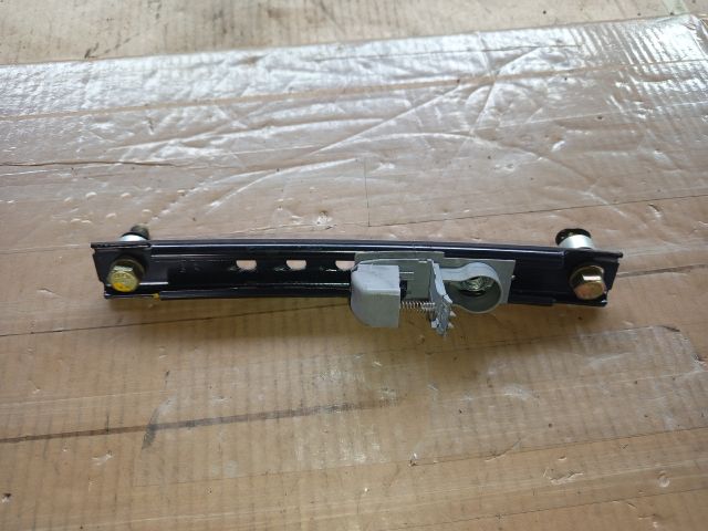 bontott NISSAN ALMERA TINO Biztonsági Öv Magasság Állító