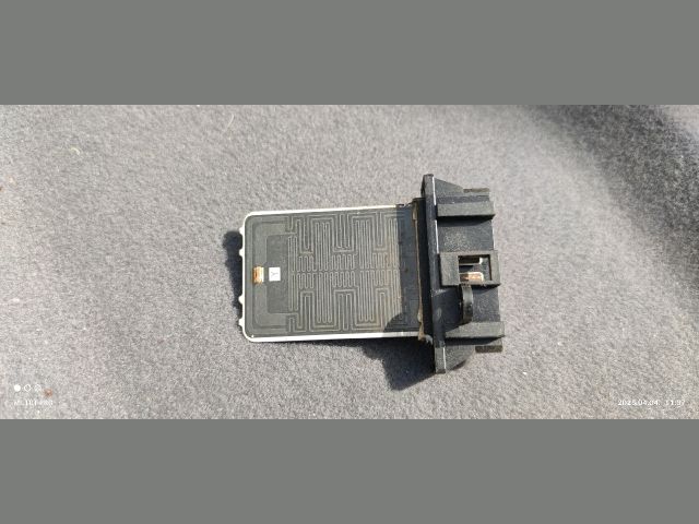 bontott NISSAN ALMERA TINO Előtét Ellenállás Fűtőmotor