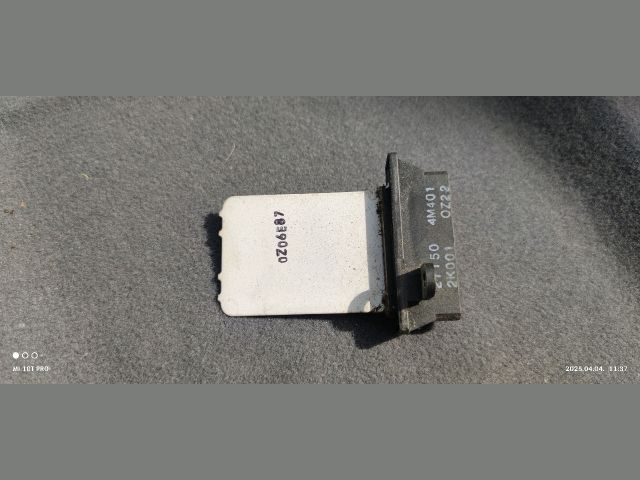 bontott NISSAN ALMERA TINO Előtét Ellenállás Fűtőmotor