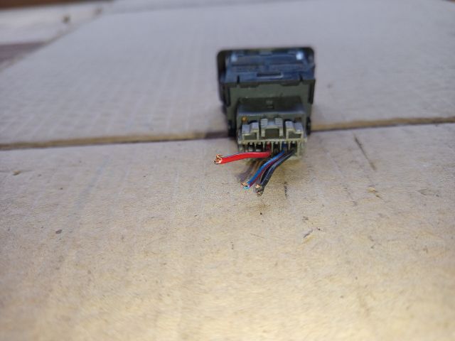 bontott NISSAN ALMERA TINO ESP Kapcsoló