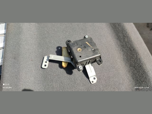 bontott NISSAN ALMERA TINO Fűtés Állító Motor