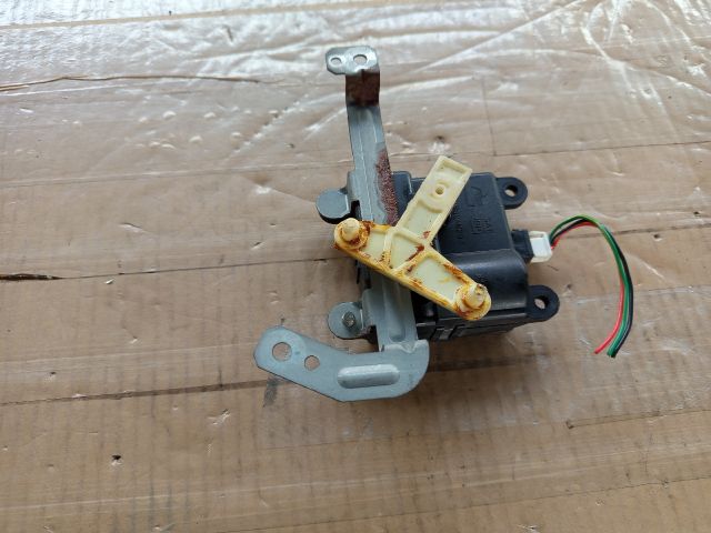 bontott NISSAN ALMERA TINO Fűtés Állító Motor