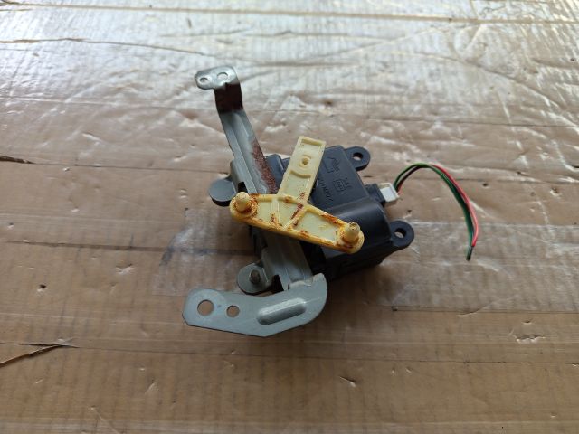 bontott NISSAN ALMERA TINO Fűtés Állító Motor