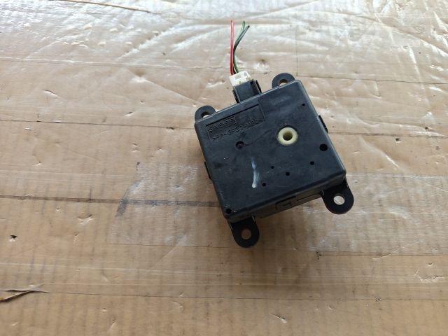 bontott NISSAN ALMERA TINO Fűtés Állító Motor