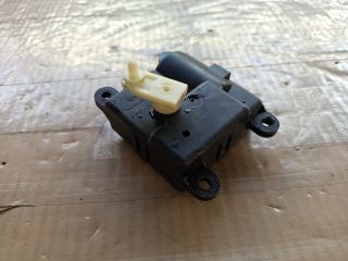 bontott NISSAN ALMERA TINO Fűtés Állító Motor