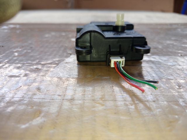 bontott NISSAN ALMERA TINO Fűtés Állító Motor