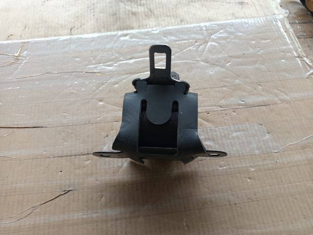 bontott NISSAN ALMERA TINO Hátsó középső Biztonsági Öv