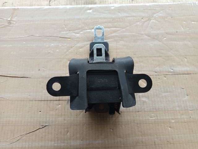 bontott NISSAN ALMERA TINO Hátsó középső Biztonsági Öv