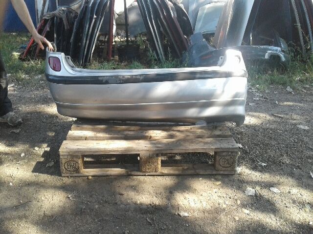 bontott NISSAN ALMERA TINO Hátsó Lökhárító (Üresen)