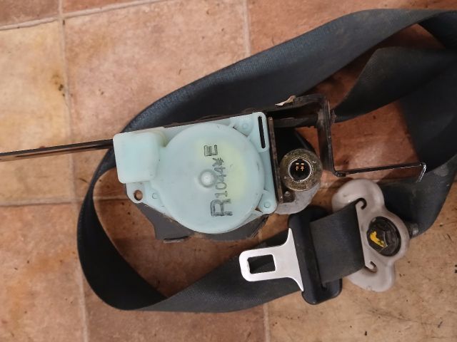 bontott NISSAN ALMERA TINO Jobb első Biztonsági Öv