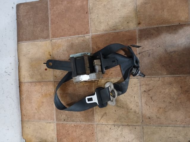 bontott NISSAN ALMERA TINO Jobb első Biztonsági Öv