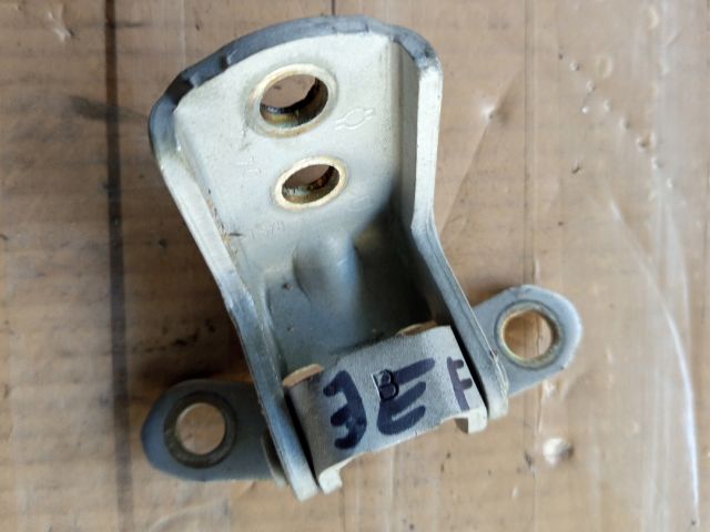 bontott NISSAN ALMERA TINO Jobb első Felső Zsanér