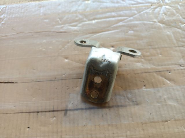 bontott NISSAN ALMERA TINO Jobb első Felső Zsanér