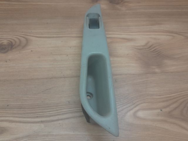 bontott NISSAN ALMERA TINO Jobb hátsó Ablakemelő Kapcsoló