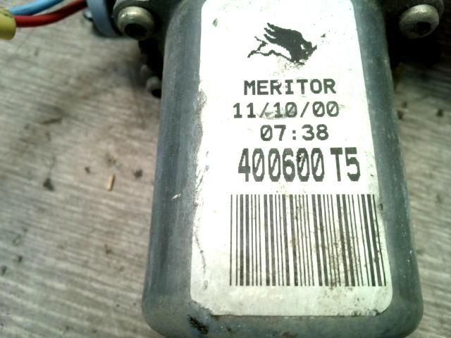 bontott NISSAN ALMERA TINO Jobb hátsó Ablakemelő Szerkezet (Elektromos)