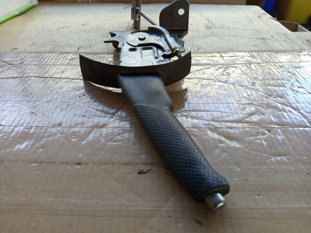 bontott NISSAN ALMERA TINO Kézifék Kar