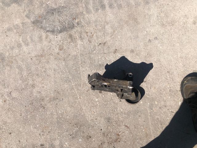 bontott NISSAN ALMERA TINO Klíma Tartó Bak