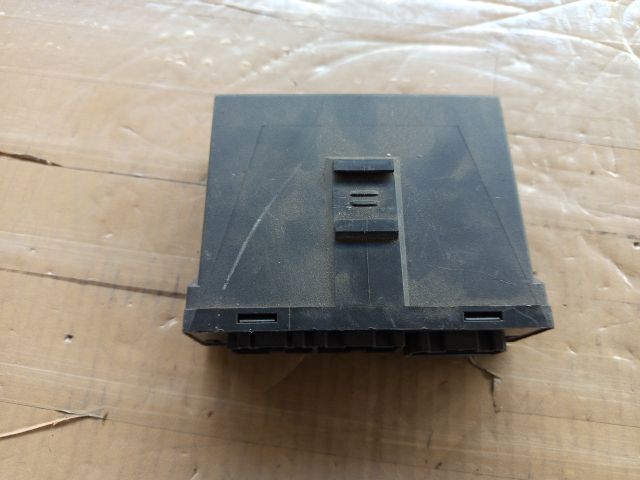 bontott NISSAN ALMERA TINO Központizár Elektronika