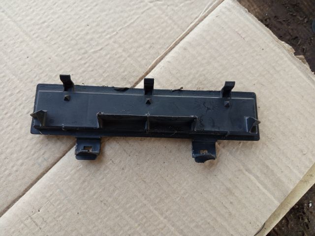 bontott NISSAN ALMERA TINO Pollenszűrő Fedél