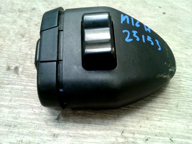 bontott NISSAN ALMERA TINO Rádió / CD Kapcsoló