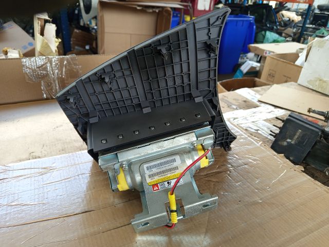 bontott NISSAN ALMERA TINO Utasoldali Légzsák