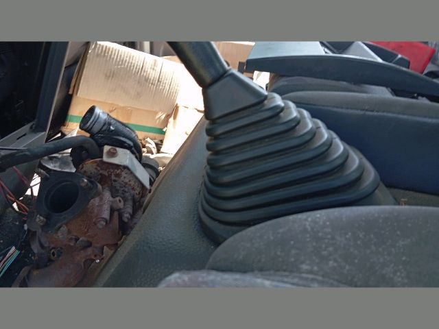 bontott NISSAN ATLEON Váltó Kulissza