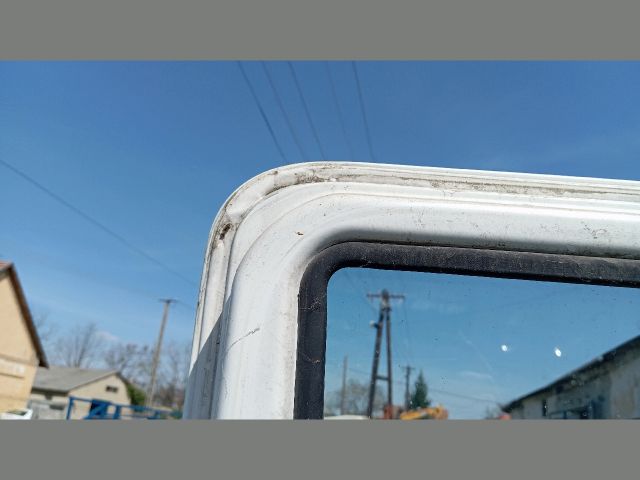 bontott NISSAN ATLEON Bal első Ajtó (Üres lemez)