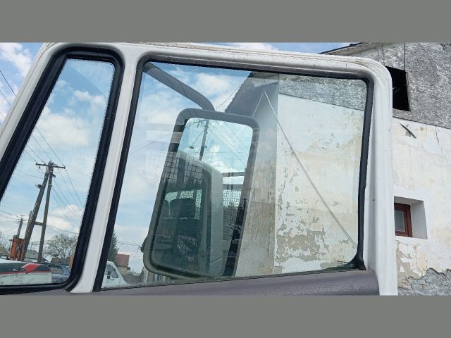 bontott NISSAN ATLEON Jobb első Ablak