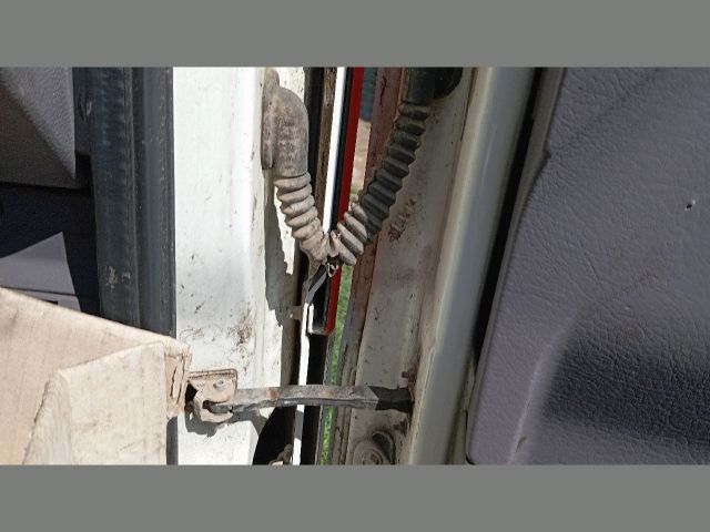 bontott NISSAN ATLEON Jobb első Ajtó (Üres lemez)