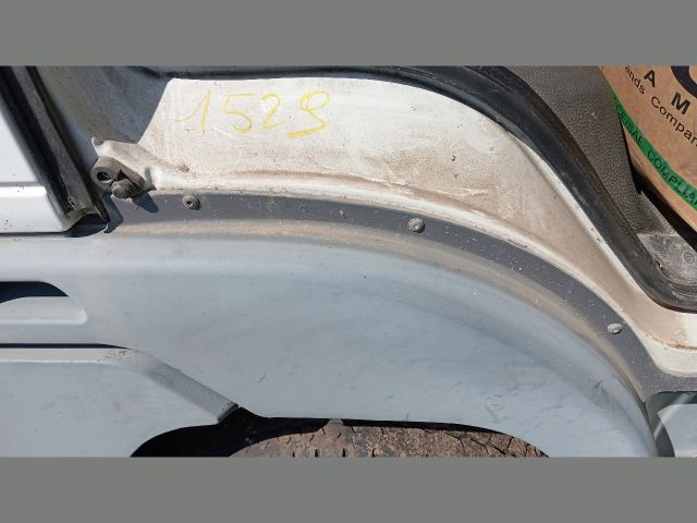 bontott NISSAN ATLEON Jobb első Sárvédő