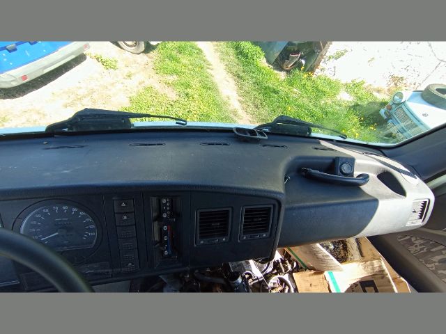 bontott NISSAN ATLEON Műszerfal Héj