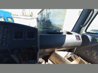 bontott NISSAN ATLEON Műszerfal Héj