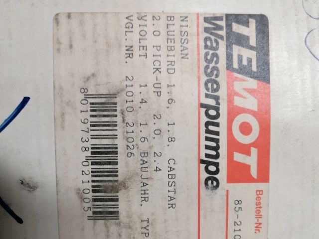 bontott NISSAN BLUEBIRD Vízpumpa