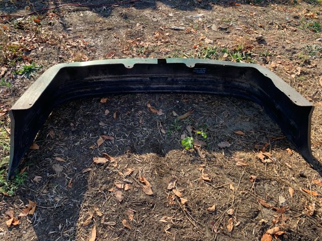 bontott NISSAN BLUEBIRD Hátsó Lökhárító (Részeivel)