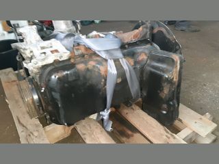 bontott NISSAN CABSTAR Motor (Fűzött blokk hengerfejjel)