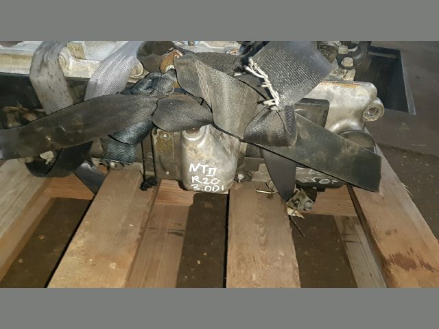 bontott NISSAN CABSTAR Motor (Fűzött blokk hengerfejjel)