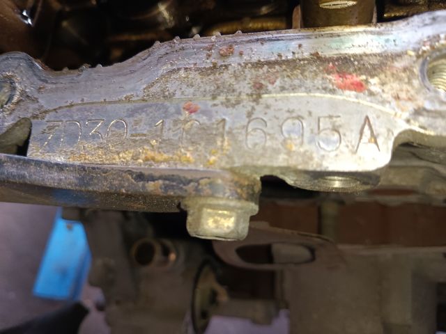 bontott NISSAN CABSTAR Motor (Fűzött blokk hengerfejjel)