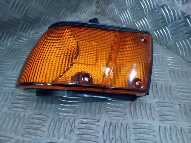 bontott NISSAN CHERRY Bal első Irányjelző