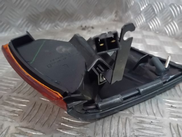 bontott NISSAN CHERRY Bal első Irányjelző