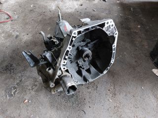 bontott NISSAN CUBE Váltó (Mechanikus)