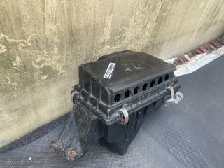 bontott NISSAN GT-R Légszűrő Ház