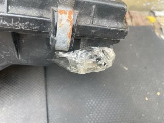 bontott NISSAN GT-R Légszűrő Ház