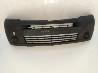 bontott NISSAN INTERSTAR Első Lökhárító (Üresen)