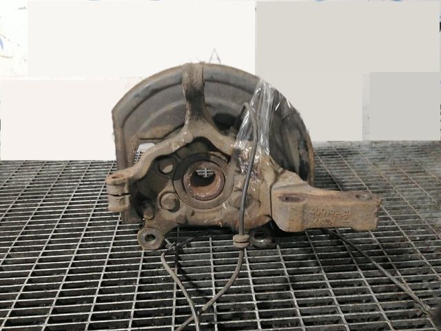 bontott NISSAN JUKE Bal első Csonkállvány